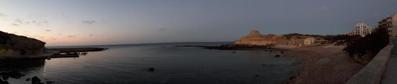 Sunset Seaview Accommodation Marsalforn Bagian luar foto