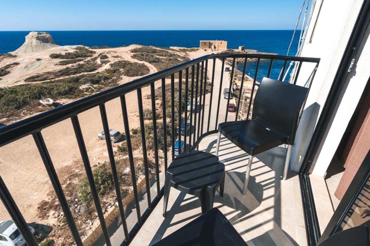 Sunset Seaview Accommodation Marsalforn Bagian luar foto